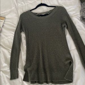 small, olive green american eagle knit sweater